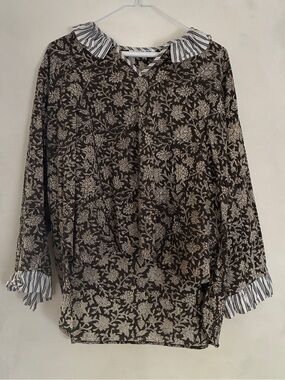 Cawley Studio Women's Floral Print Blouse with Striped Collar - Black/Cream